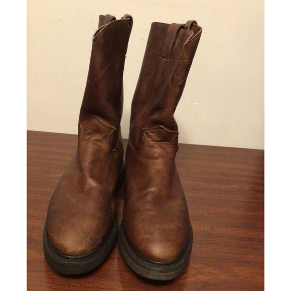 JUSTIN BOOT WITH OIL RESISTANT SOLE SZ 9 1/2 D - Picture 2 of 11